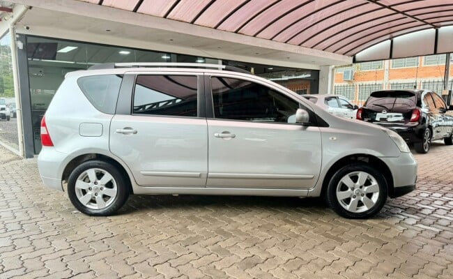 Nissan LIVINA