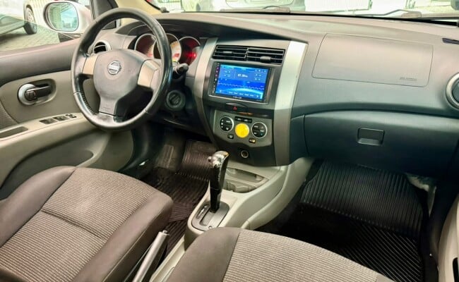 Nissan LIVINA