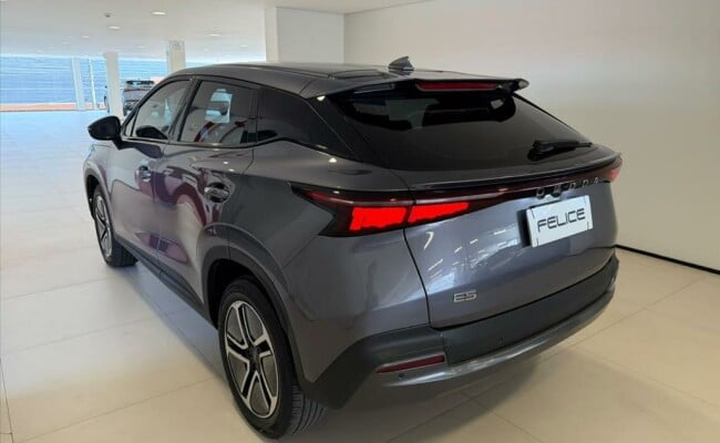 OMODA E5