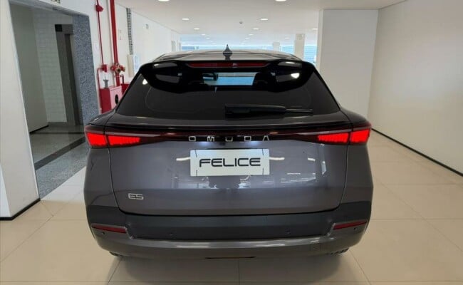 OMODA E5