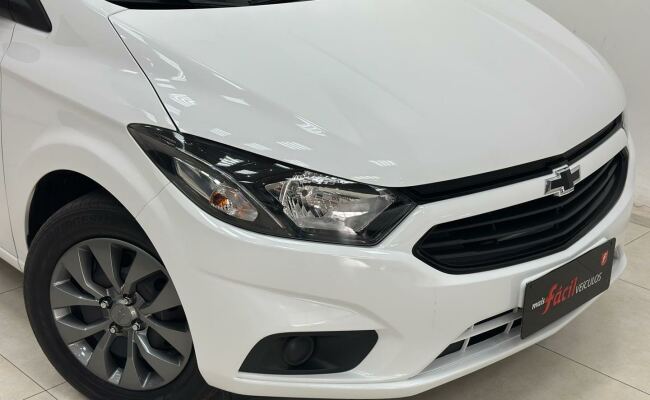 Chevrolet onix joy black