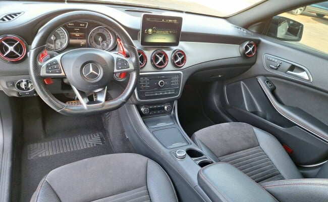 Mercedes-Benz CLA-250
