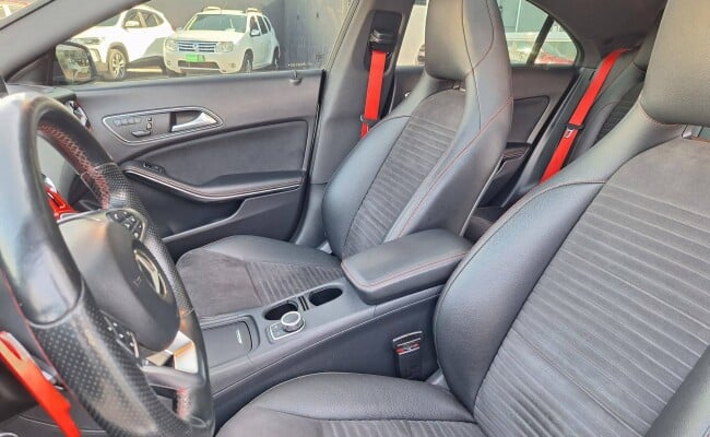 Mercedes-Benz CLA-250