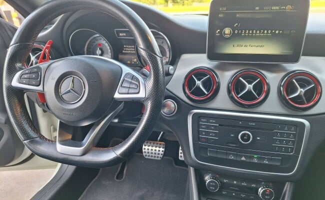 Mercedes-Benz CLA-250