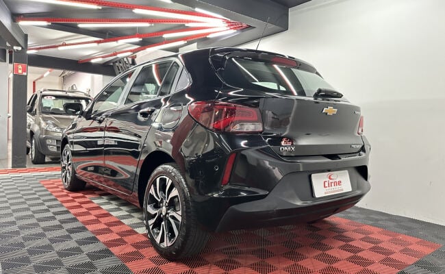 Chevrolet ONIX HATCH PREM. 1.0 12V TB Flex 5p Aut.