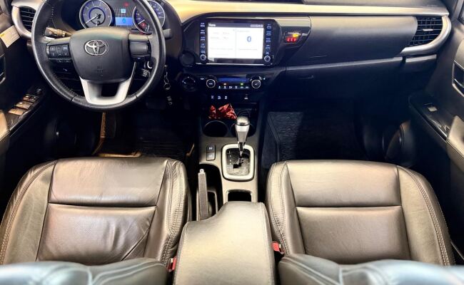 Toyota hilux 2.8 sr 4x4 cd 16v diesel 4p automatico