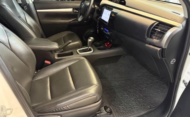 Toyota hilux 2.8 sr 4x4 cd 16v diesel 4p automatico