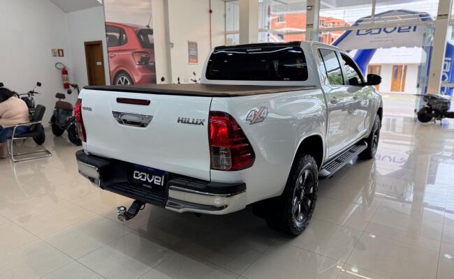 Toyota hilux 2.8 sr 4x4 cd 16v diesel 4p automatico