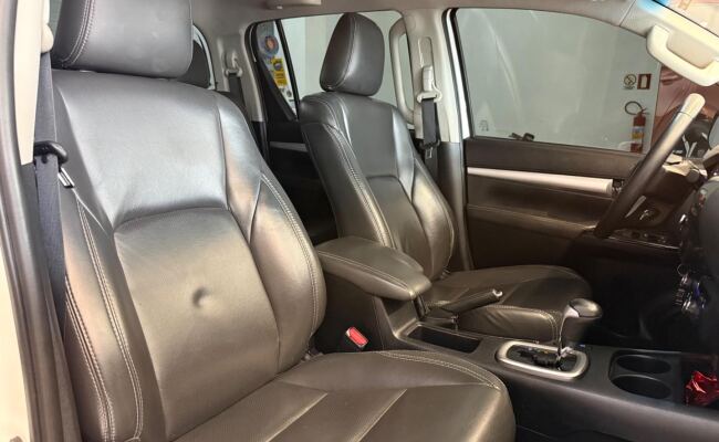 Toyota hilux 2.8 sr 4x4 cd 16v diesel 4p automatico