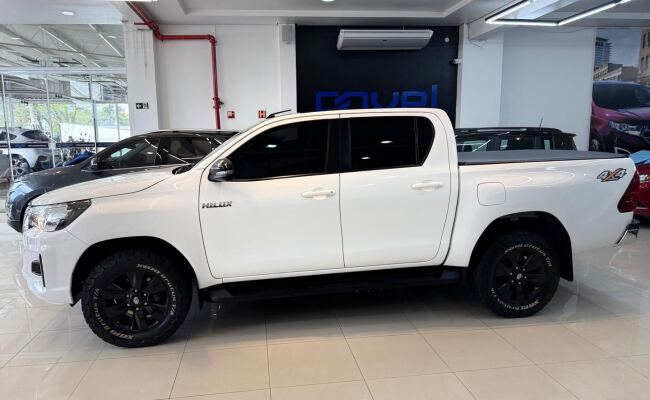 Toyota hilux 2.8 sr 4x4 cd 16v diesel 4p automatico