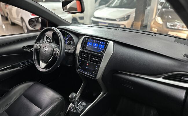 Toyota YARIS X-WAY 1.5 Flex 16V 5p Aut.