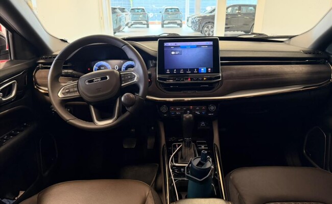 Jeep COMMANDER