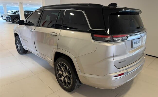 Jeep COMMANDER