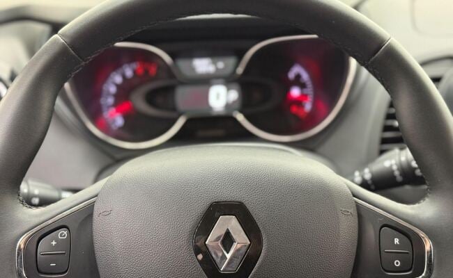 Renault captur zen 16a