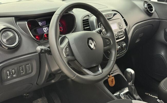 Renault captur zen 16a