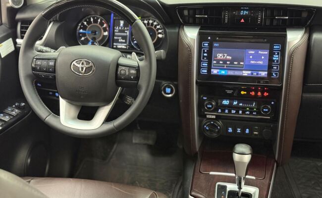 Toyota hilux swsrxa4fd