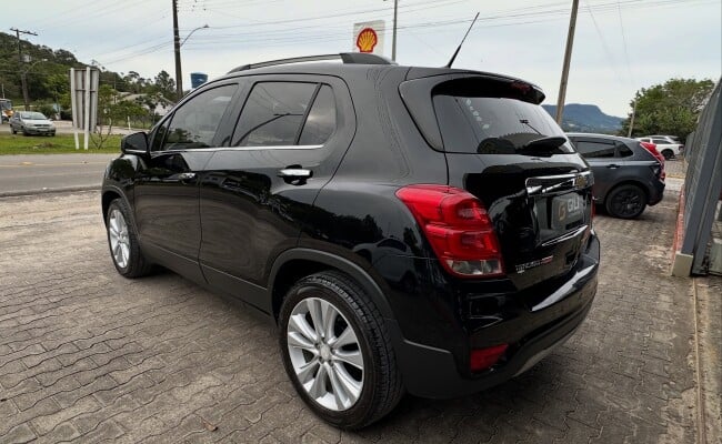 Chevrolet TRACKER