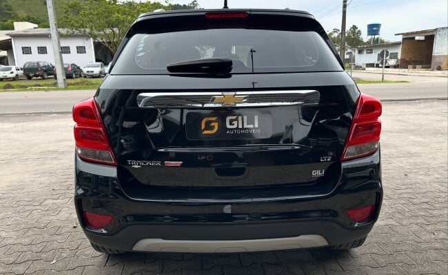 Chevrolet TRACKER