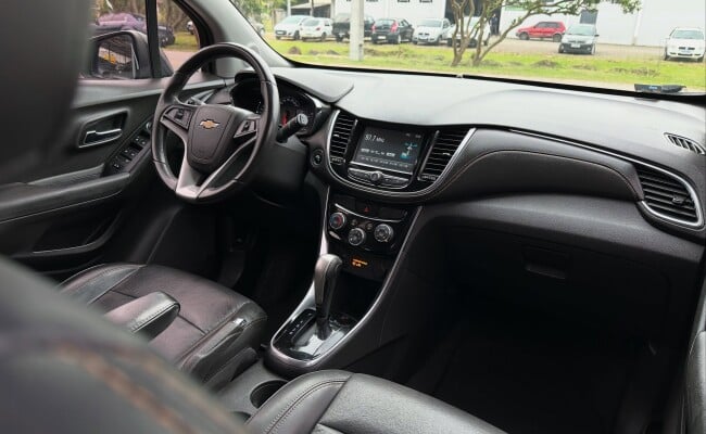 Chevrolet TRACKER