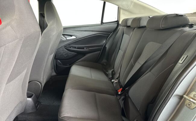 Chevrolet ONIX SEDAN Plus LT 1.0 12V TB Flex Mec.