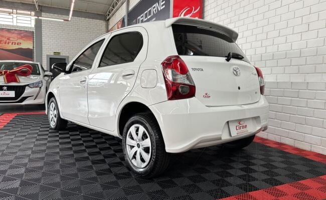 Toyota ETIOS X 1.3 Flex 16V 5p Aut.