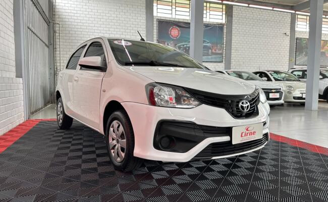 Toyota ETIOS X 1.3 Flex 16V 5p Aut.