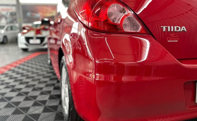Nissan TIIDA SL 1.8/1.8 Flex 16V Aut.