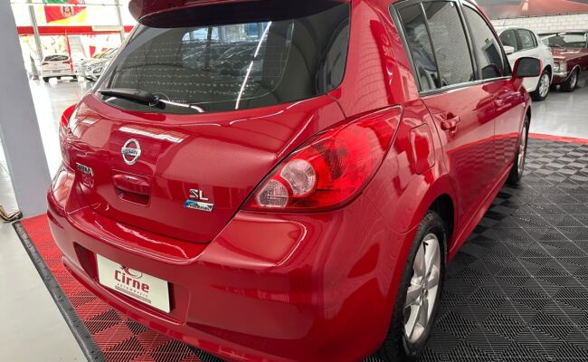 Nissan TIIDA SL 1.8/1.8 Flex 16V Aut.