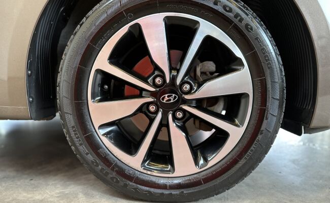 Hyundai HB20S Premium 1.6 Flex 16V Aut. 4p