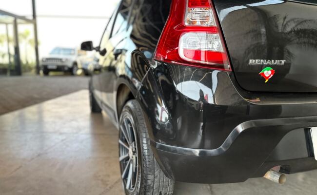Renault SANDERO Expression Hi-Flex 1.6 8V 5p