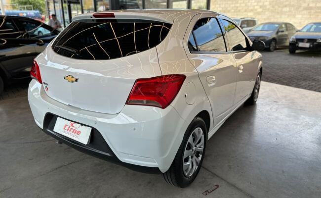 Chevrolet ONIX HATCH ADVANTAGE 1.4 8V Flex 5p Aut.
