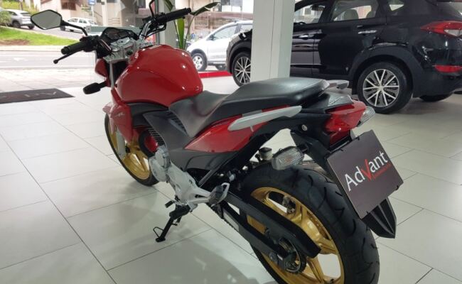 Honda Cb 300 HONDA CB 300R